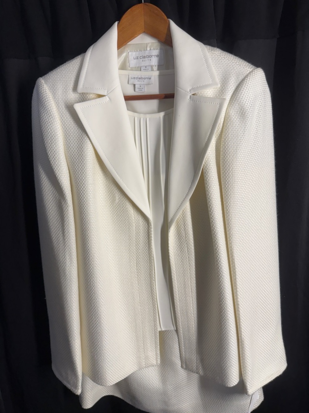 3 Pc - Liz Claiborne Cream Textured Open-Front Blazer, Skirt and Blouse - Size 8